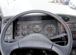  HYUNDAI 250